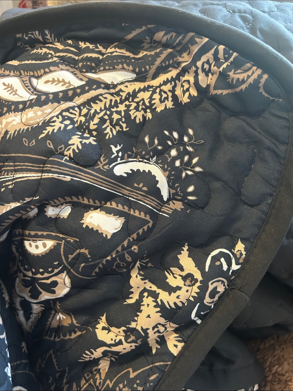Wongs Bedding Paisley Quilt Set — Black/White, New